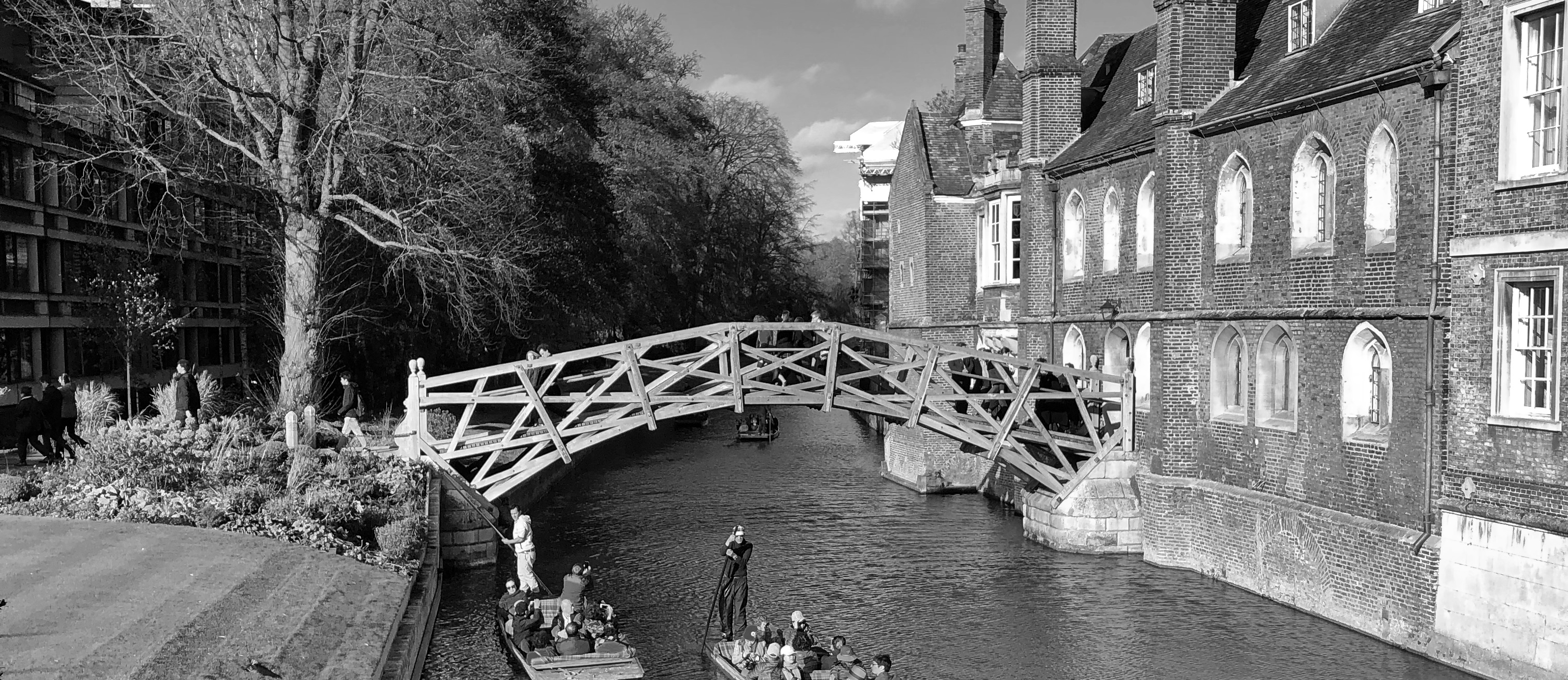 The wooden bridge at Queens